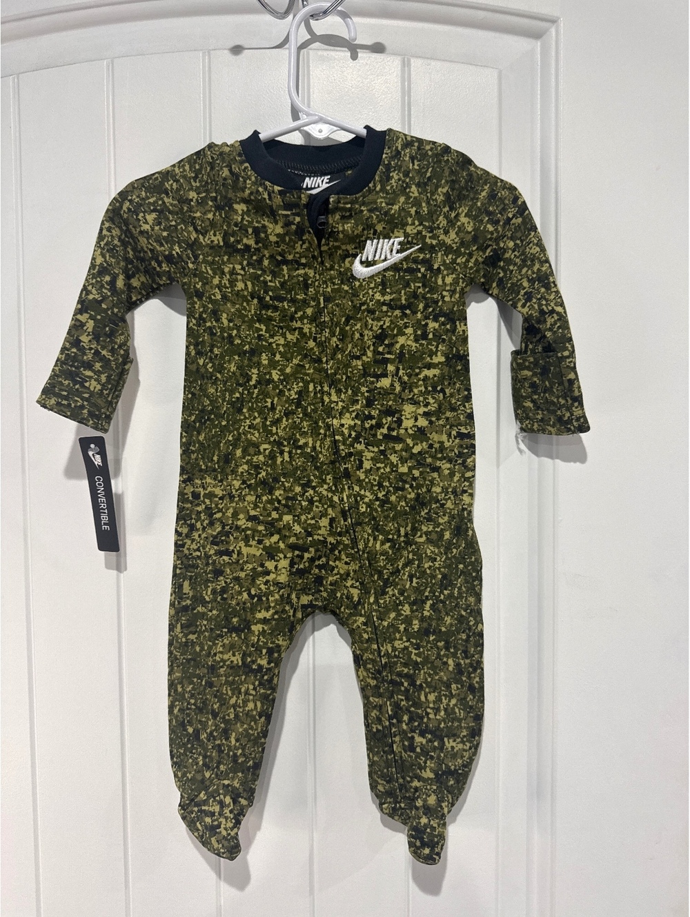 Nike Baby Camo Convertible Footie – 3M